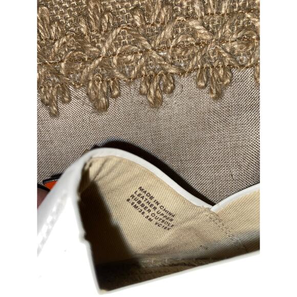 Michael Kors White Floral Flower Embellished Slide On Espadrilles Flats GUC 6.5M - Picture 13 of 13